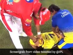 Dhoni, Yuvi's 'Old Bromance' During IPL Game Has Twitter All Nostalgic