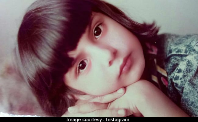 Zarine Khan's Throwback Pic Is Just Cuteness Overload