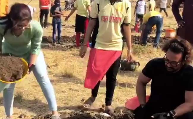 Aamir Khan, Alia Bhatt Attend Third Edition Of Water Cup In Maharashtra