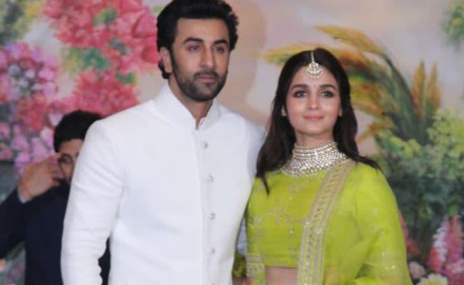 Sure Enough, The Internet Wants To Know If Alia Bhatt And Ranbir Kapoor Are Dating