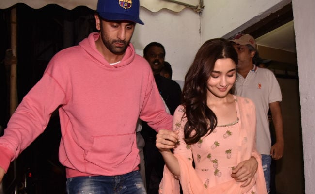 Ranbir Kapoor Watches Alia Bhatt's Raazi. Pics Of Them Are Trending