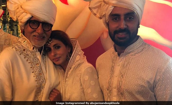 Sonam Kapoor And Anand Ahuja's Wedding: Pic Of Amitabh Bachchan With Shweta And Abhishek Trends