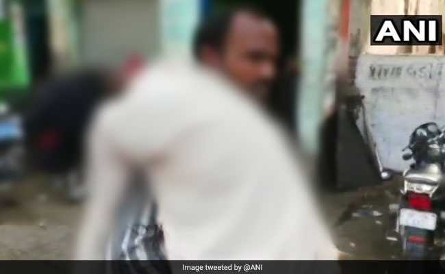UP Man Carries Wife's Dead Body On Shoulder After Being Denied A Hearse