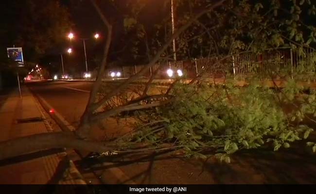 After Dust Storm In Delhi, MeT Department Issues Fresh Thunderstorm Alert