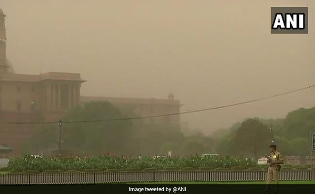 Dust Storm Envelops New Delhi, In A Sudden Change Of Weather