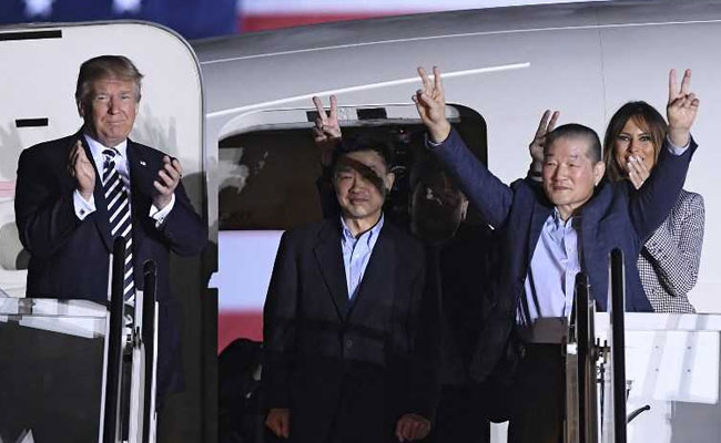 Donald Trump, Wife Melania Greet Three Americans Freed by North Korea