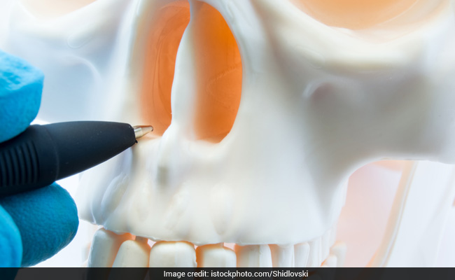 Deviated Septum: 6 Signs And Symptoms
