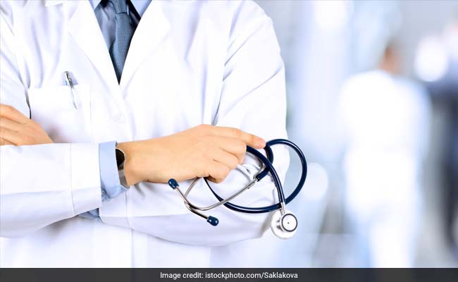 Around 3.5 Lakh Doctors To Protest On Friday Demanding Law On Violence Against Medicos