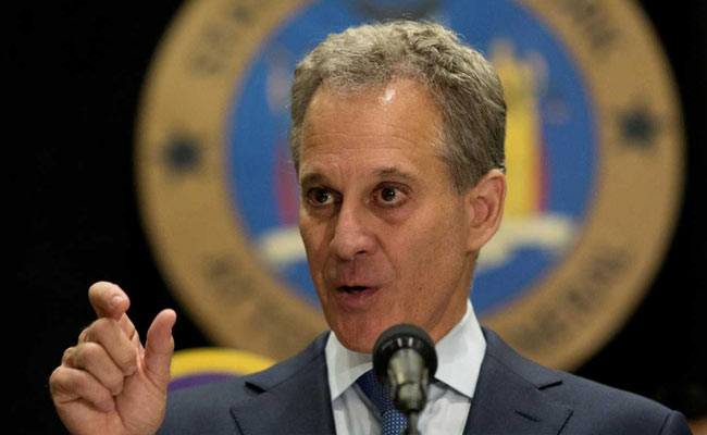 New York State Attorney General Resigns After Report He Abused Women