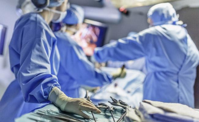 गुर्दे के ट्यूमर से पीड़ित 70 वर्षीय व्यक्ति की रोबोटिक सर्जरी ने बचाई जान