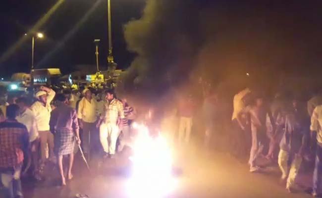 In Andhra, Child's Rape Triggers 18-Km-Long Traffic Jam