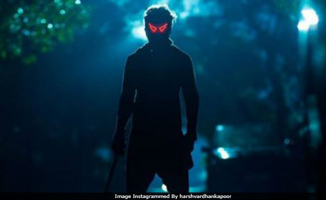 <i>Bhavesh Joshi Superhero</i> Trailer, Starring A Super-Powered Harshvardhan Kapoor