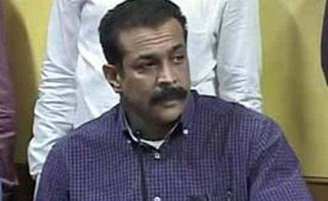 Senior Mumbai Cop Himanshu Roy Allegedly Commits Suicide, Reactions Pour In On Twitter