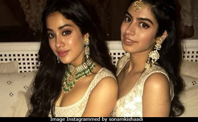 Sonam Kapoor's Mehendi: 5 Viral Pics With Janhvi, Khushi, Katrina Kaif, Rani Mukerji