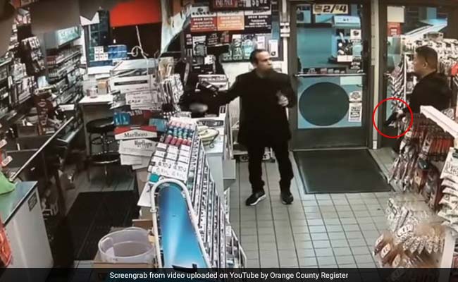 Watch: Off-Duty Cop Thought A Man Stole Mentos. So He Drew His Gun