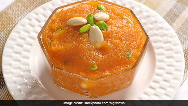 Kesari (Semolina Pudding)