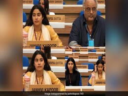 'Mom' श्रीदेवी का बेस्ट एक्ट्रेस का नेशनल अवॉर्ड लेंगी खुशी कपूर, रिहर्सल की फोटो वायरल 'Mom' श्रीदेवी का बेस्ट एक्ट्रेस का नेशनल अवॉर्ड लेंगी खुशी कपूर, रिहर्सल की फोटो वायरल