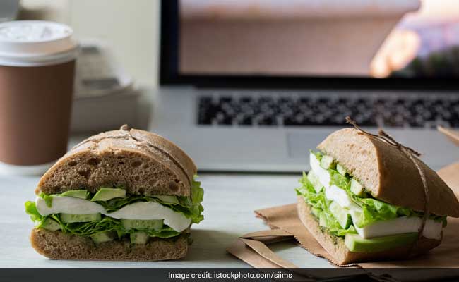 3 Reasons Taking A Lunch Break Is Actually Good For You