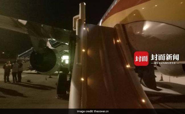 चीनी यात्री को विमान में घुटन हुई तो खोल दिया प्लेन का इमरजेंसी गेट  