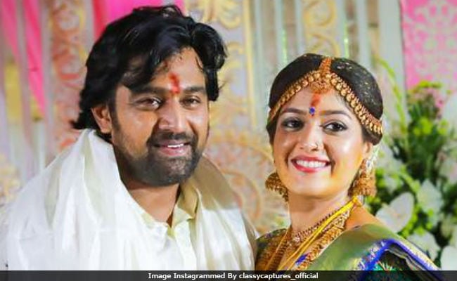 Kannada Actors Meghana Raj And Chiranjeevi Sarja Get Married. See Trending Pics