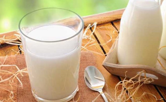 Manage Constipation With Milk And Ghee Using This Amazing Ayurvedic Home Remedy