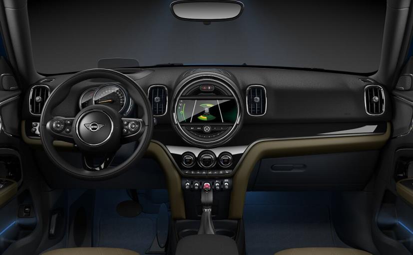 mini countryman cabin