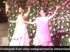Mukesh Ambani Daughter Isha Ambani Engagement: मां नीता अंबानी संग बेटी ने किया डांस, वीड‍ियो वायरल