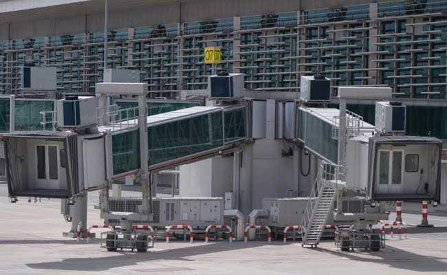 pakistan international airport afp