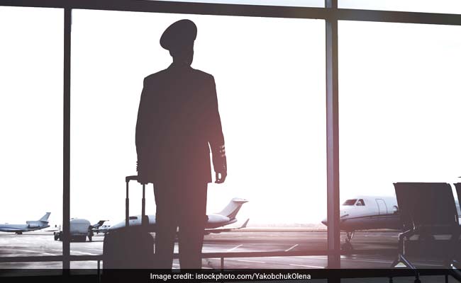 More Than Half Of World's Airline Pilots No Longer Flying: Survey