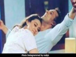 Preity Zinta's Throwback Pic With Salman Khan Will Make You Go 'Aww' Preity Zinta's Throwback Pic With Salman Khan Will Make You Go 'Aww'