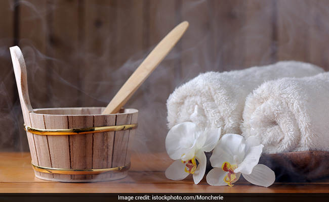 Sauna Bath Could Bring Down Risk of Stroke: 5 Heart-Friendly Foods You Should Try Too