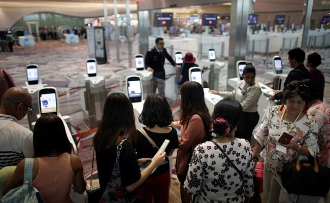 Singapore Airport May Use Facial Recognition Systems To Find Late Passengers