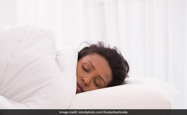 Losing Six Hours of Sleep May Increase Diabetes Risk: 4 Foods To Manage Diabetes Naturally