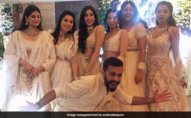 What we know so far about the Rhea Kapoor, Karan Boolani wedding |  Filmfare.com