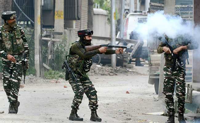3 Terrorists Killed In Srinagar's Chattabal; 3 CRPF Men Injured