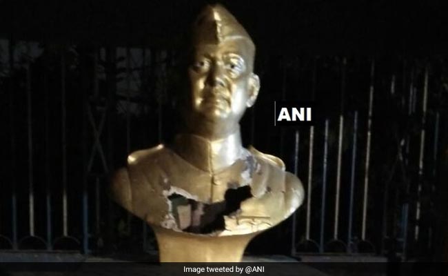 Bust Of Netaji Subhas Chandra Bose Statue Vandalised In Kolkata