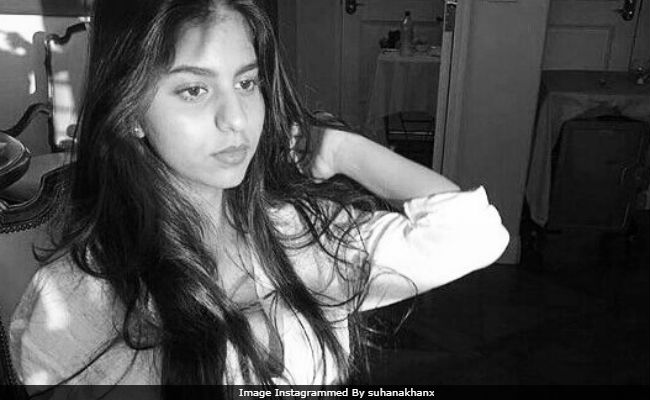 Oh, Nothing. Just Some (More) Viral Pics Of Suhana Khan
