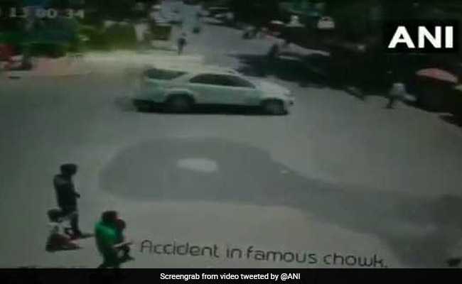 1 Dead As Speeding SUV Crashes Into Pune Eatery