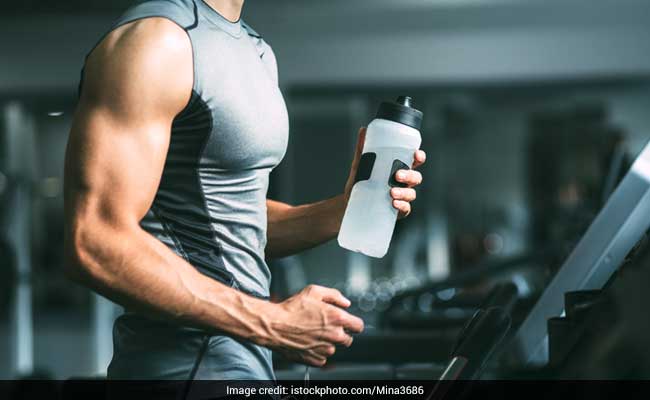 Want To Lose Weight Fast? Keep Yourself Hydrated, Here's How!