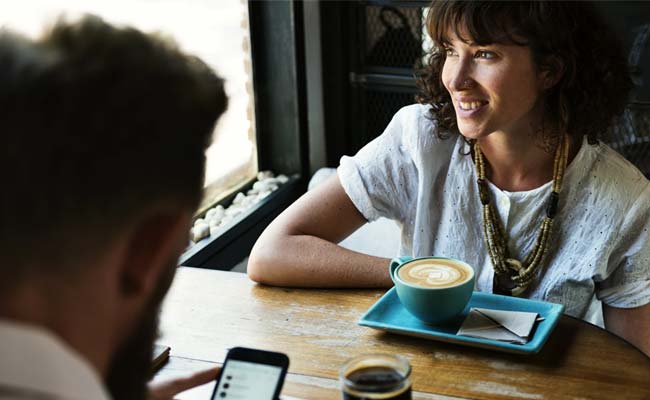 5 Signs You Have A Work Bestie