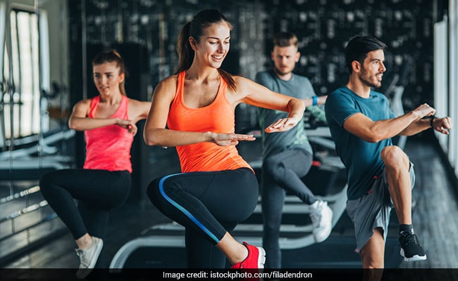 Zumba Workout Benefits: ज़ुम्बा वर्कआउट कम करता है तनाव और बढ़ाता है आत्मविश्वास, जानें इस शानदार कसरत के फायदे