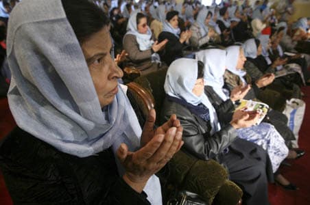 Clashes over new marriage law in Afghanistan