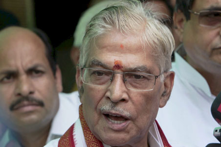 Who will succeed Advani?