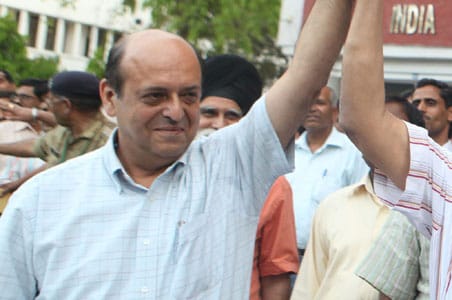 CEC Navin Chawla nearly missed his vote!