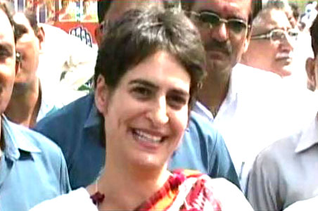Sonia, Priyanka among early voters
