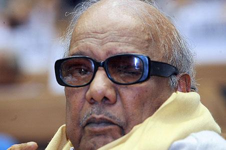 UPA will form govt, asserts Karunanidhi