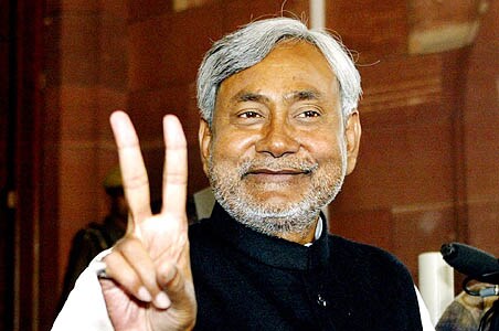 Nitish sets terms for support; seeks special status for Bihar