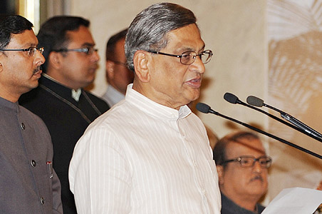 Pak must dismantle terror infrastructure: Krishna