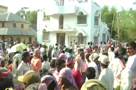 Bengal: Battle to reclaim Lalgarh begins