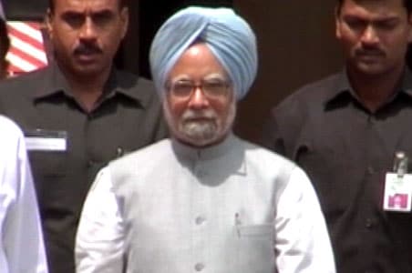 Advani regretted, I apologised: PM